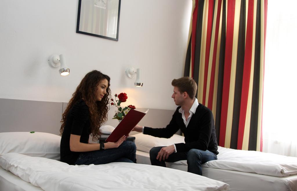 Hotel Griff ブダペスト エクステリア 写真